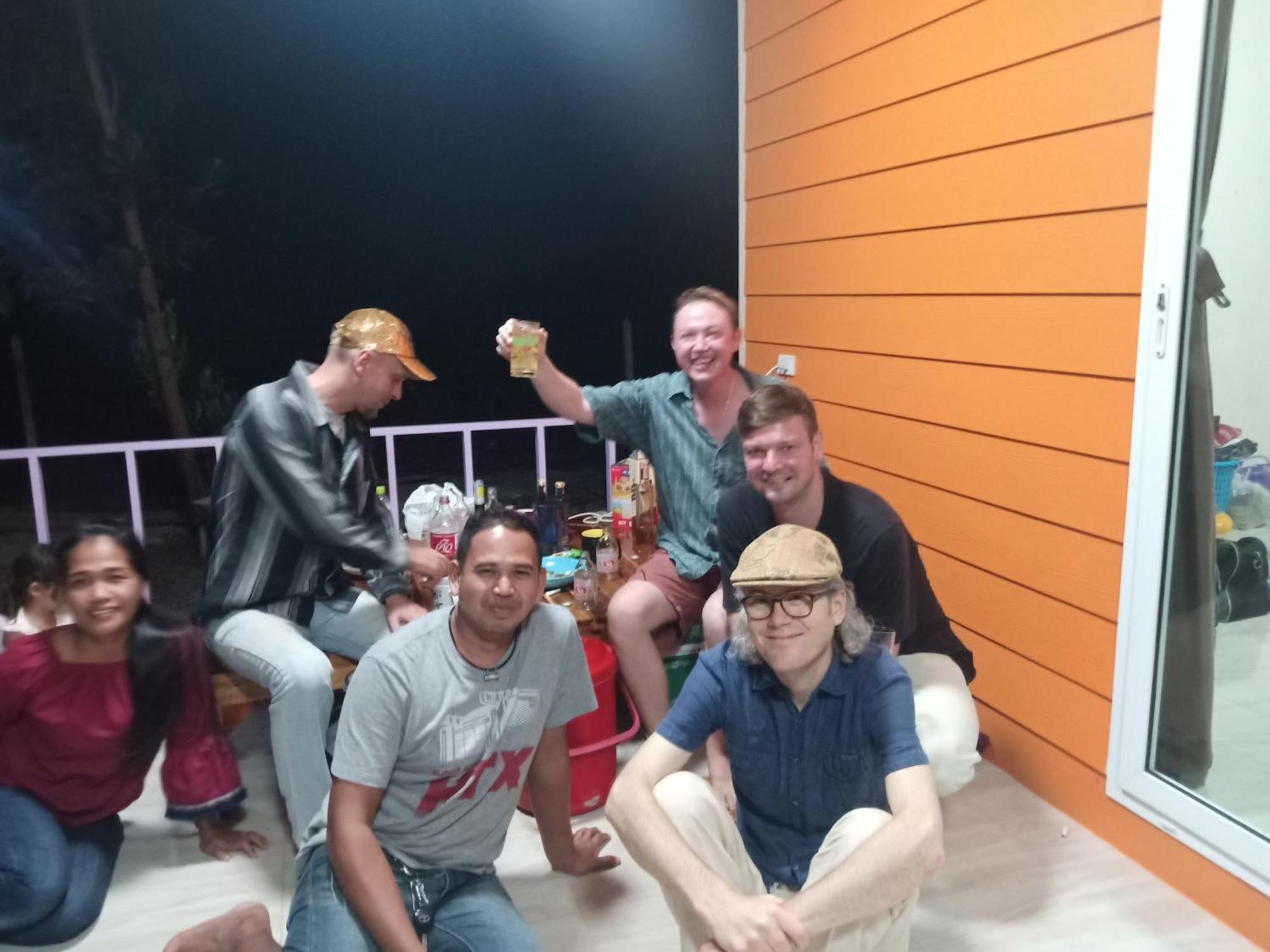 Win Gray Homestay Resort Pathiu Pokoj fotografie